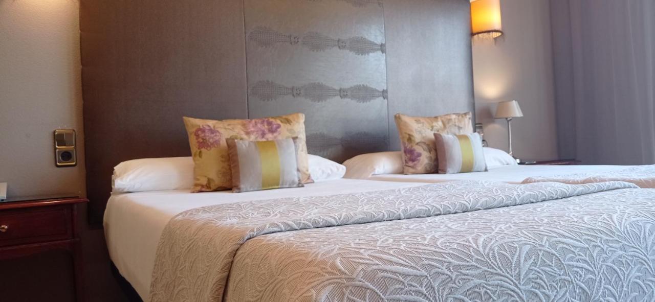 Hotel Ciudad De Виго Экстерьер фото