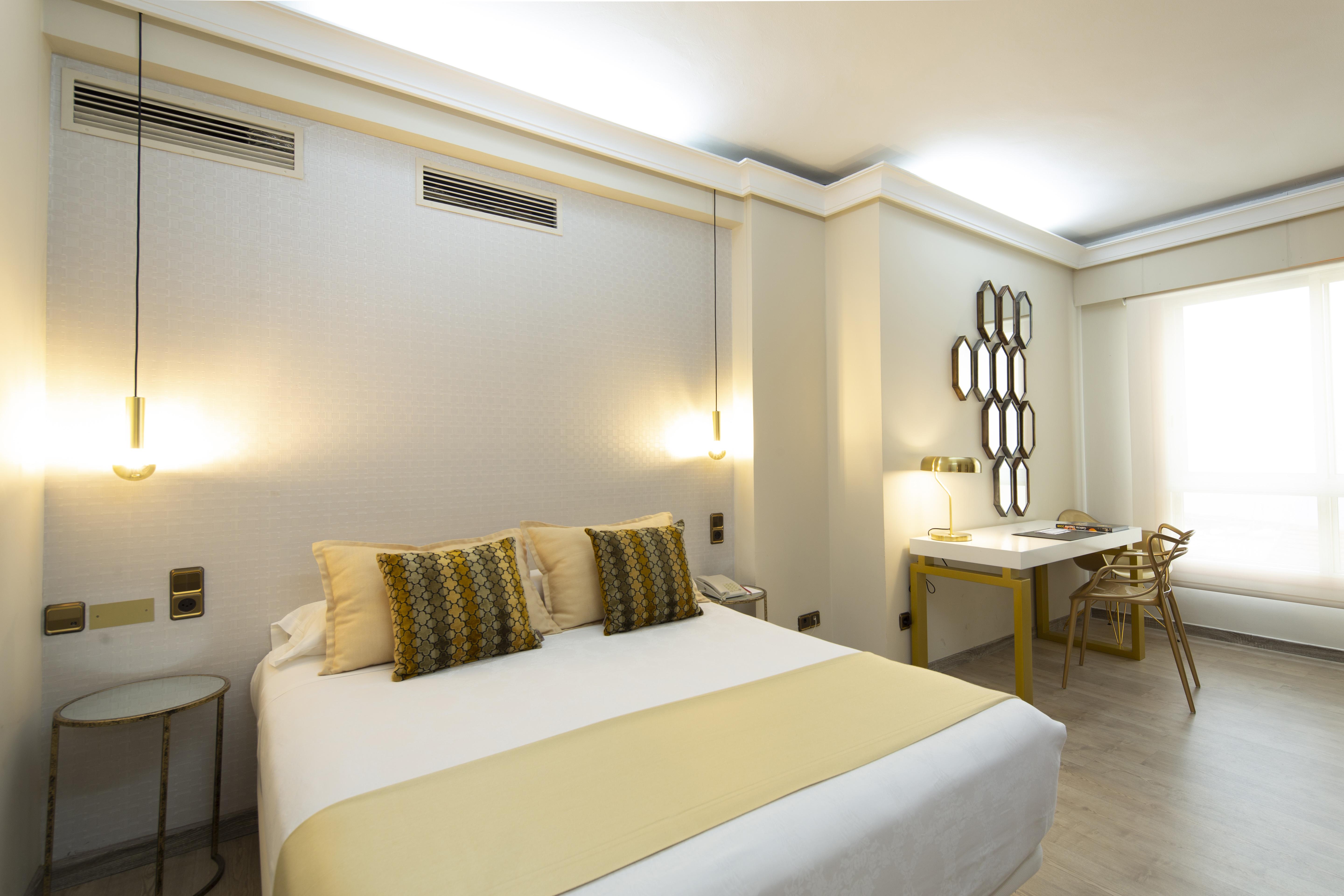 Hotel Ciudad De Виго Экстерьер фото