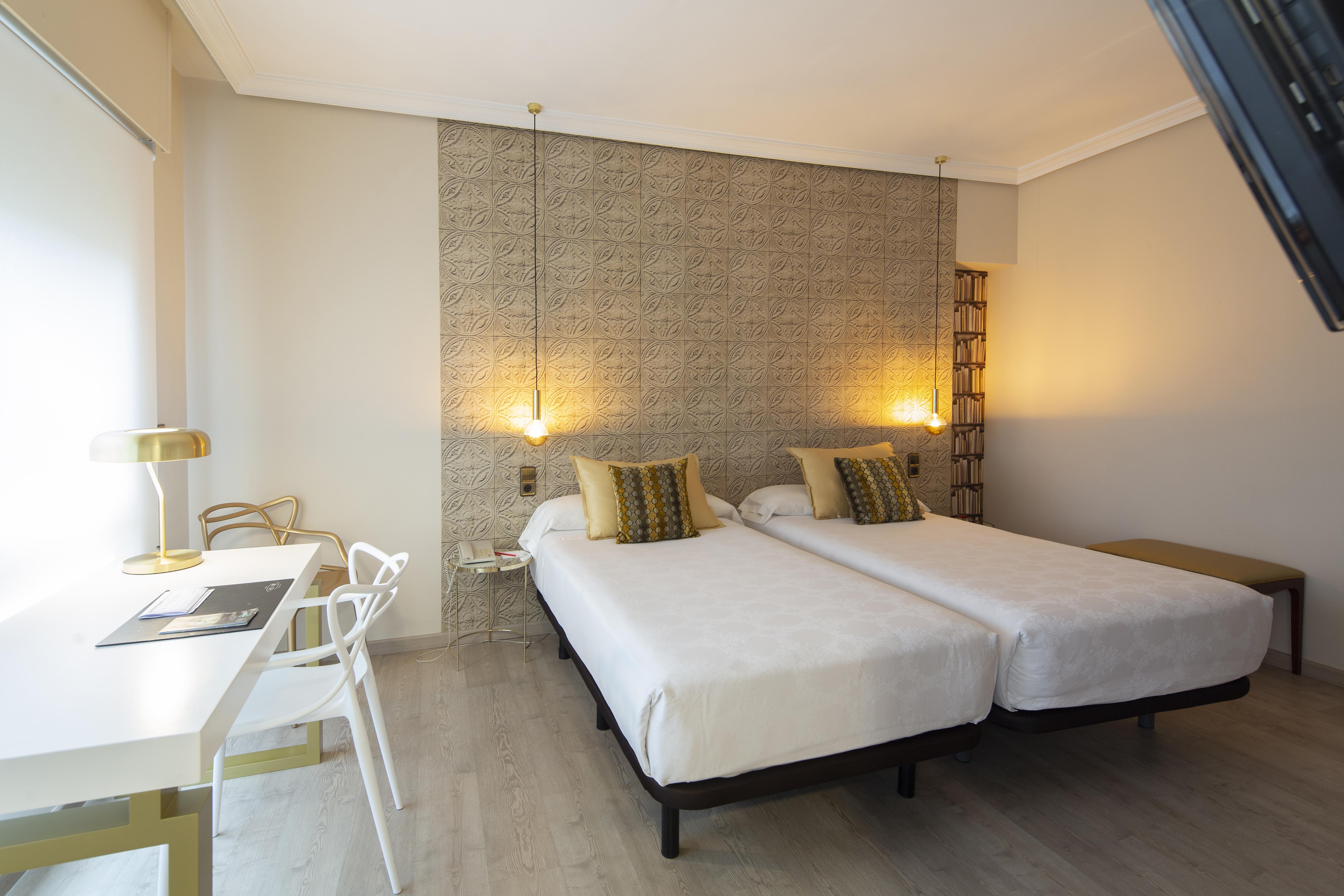 Hotel Ciudad De Виго Экстерьер фото