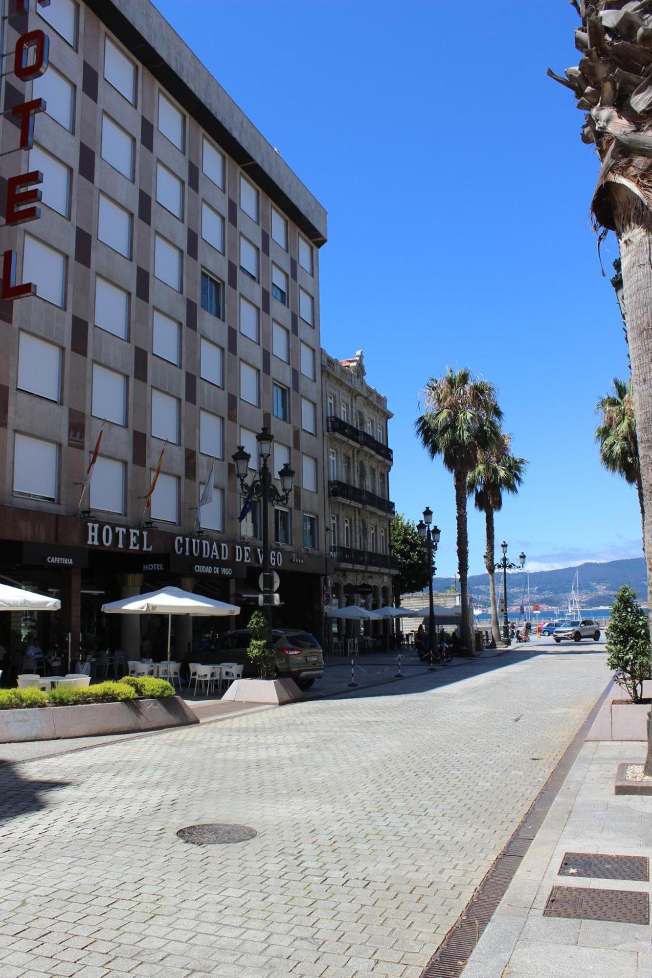 Hotel Ciudad De Виго Экстерьер фото